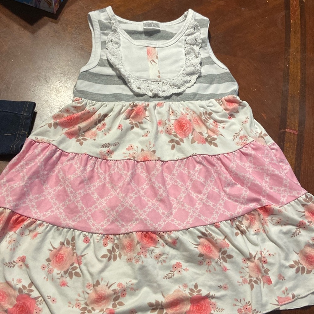 Marie Nicole Clothing Co size XL 4T/5T can be worn as a top or shorter dress